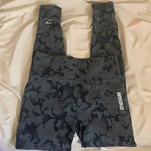 Gym-shark camo seamless (with scrunch)